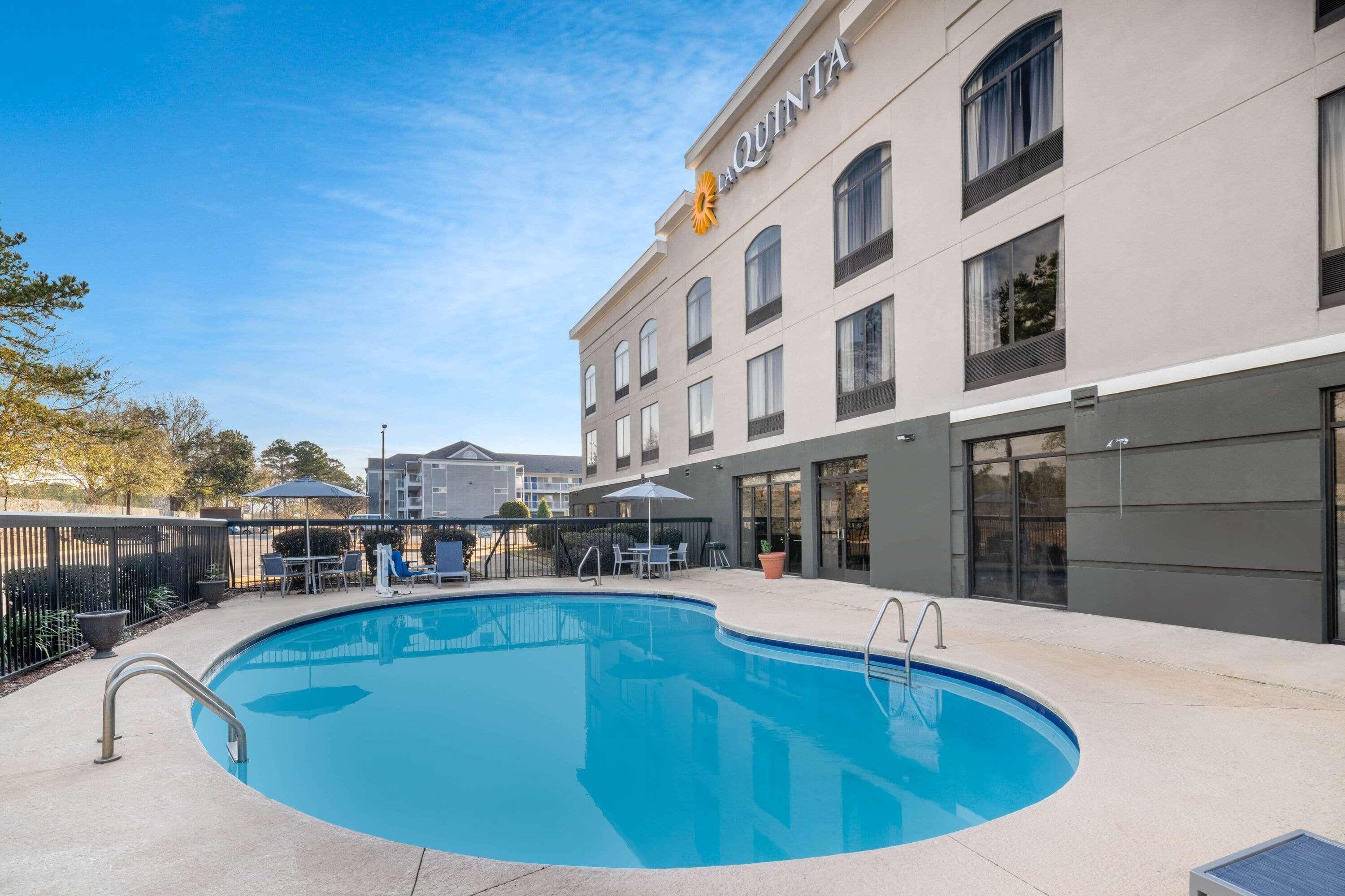 La Quinta Inn & Suites By Wyndham-Albany Ga Exterior photo