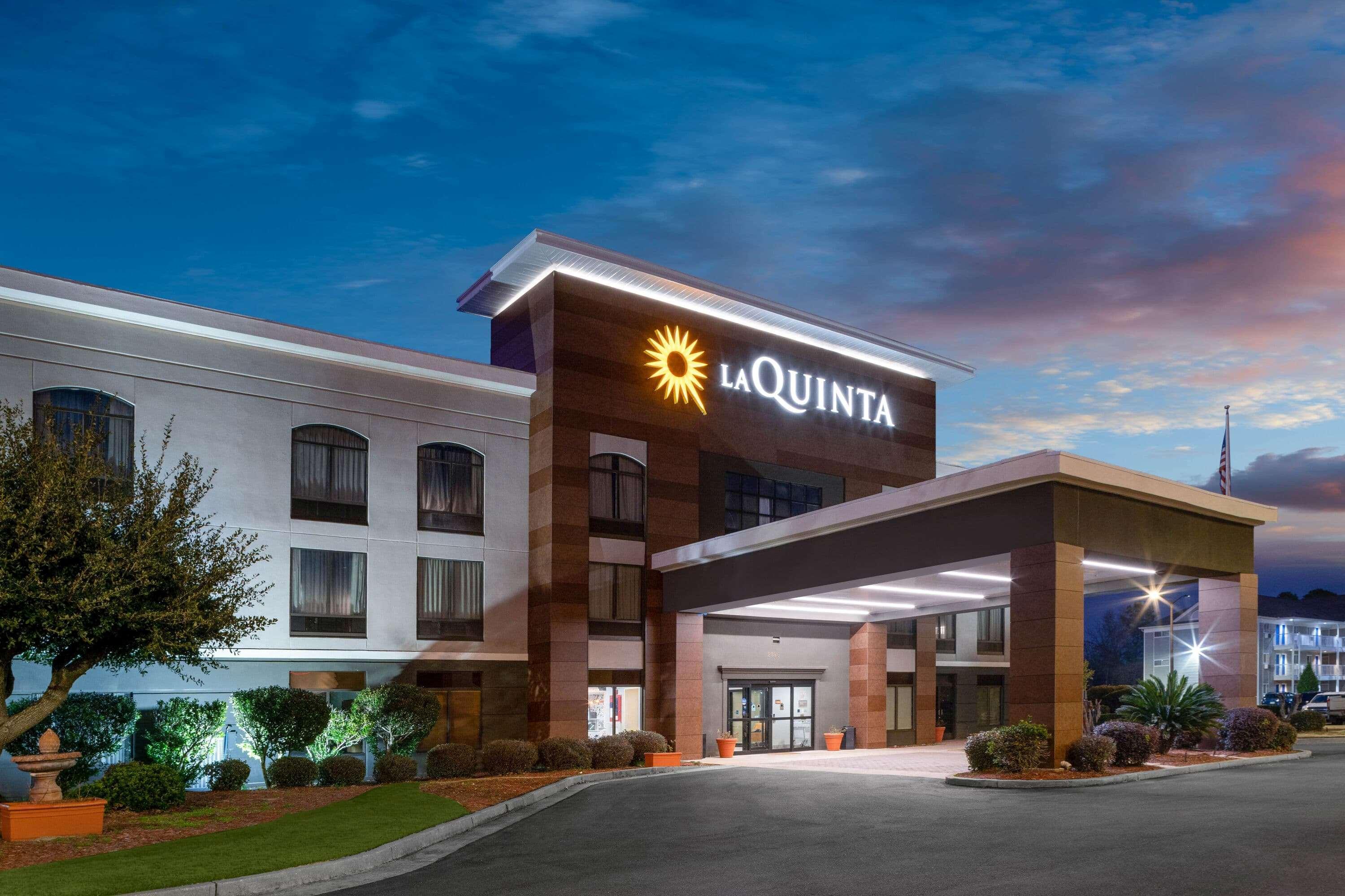 La Quinta Inn & Suites By Wyndham-Albany Ga Exterior photo